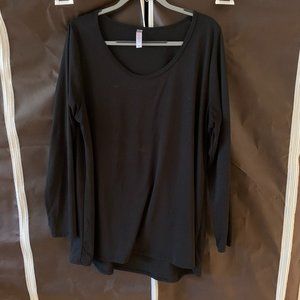 NWOT LuLaRoe Lynnae - 3XL - Solid Black